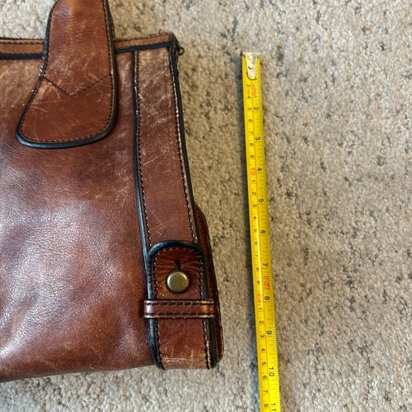 Fossil vintage larger purse in great vintage condition- definite wear, vintage - Picture 10 of 15